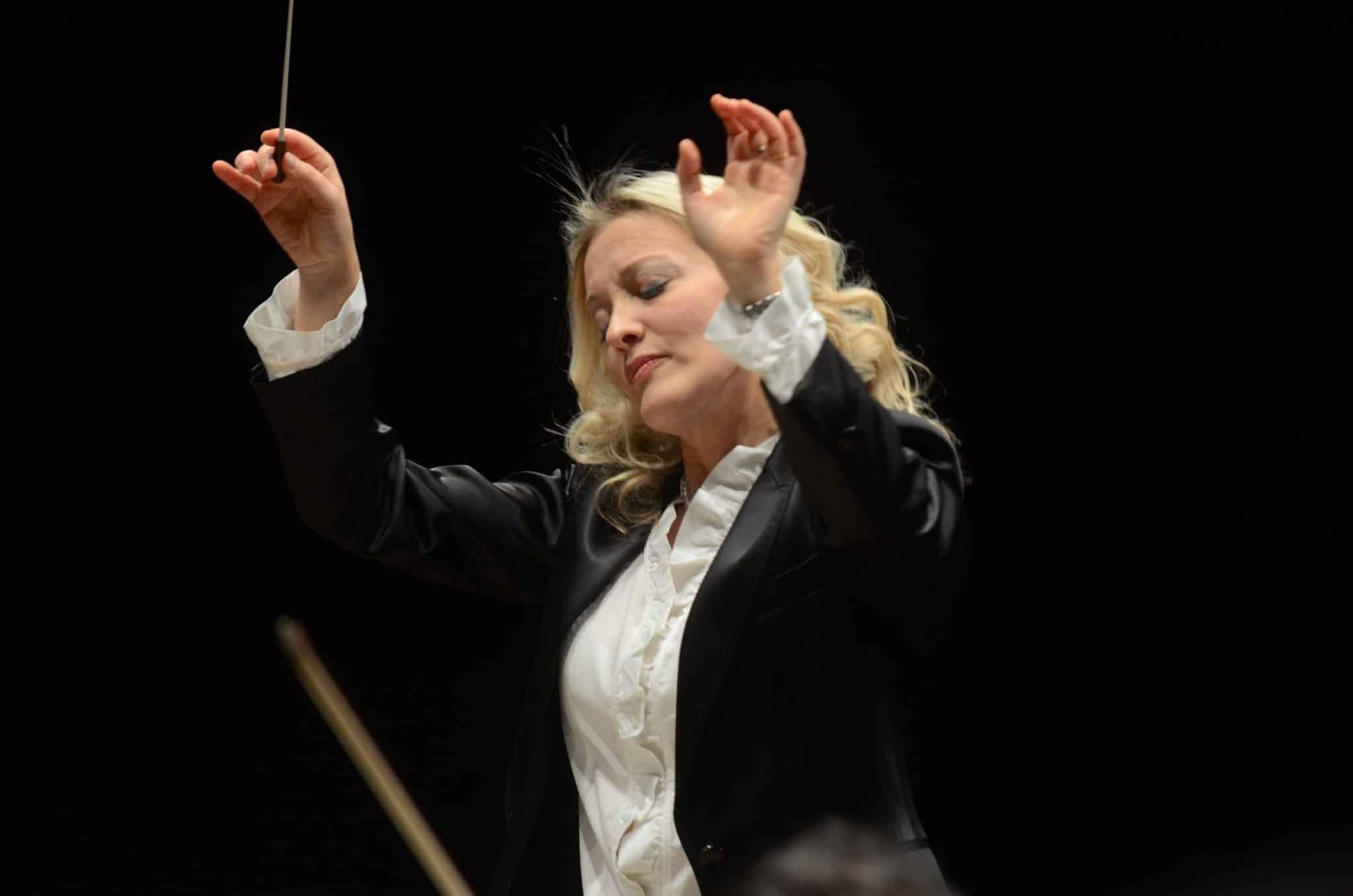 Damina Natali dirige il Concerto di Capodanno