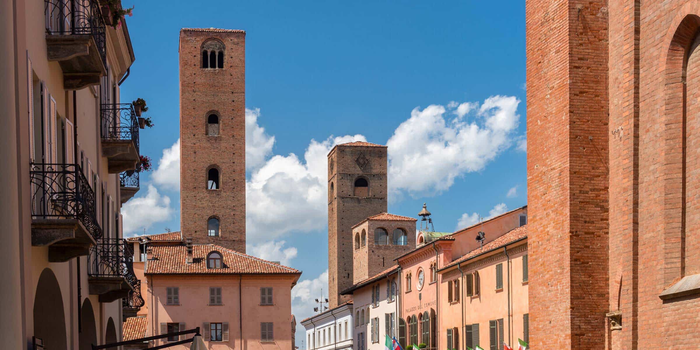 Torri e Palazzi Medievali
