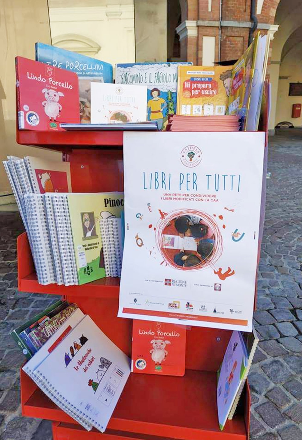 Dix ans de « LIVRES POUR TOUS »